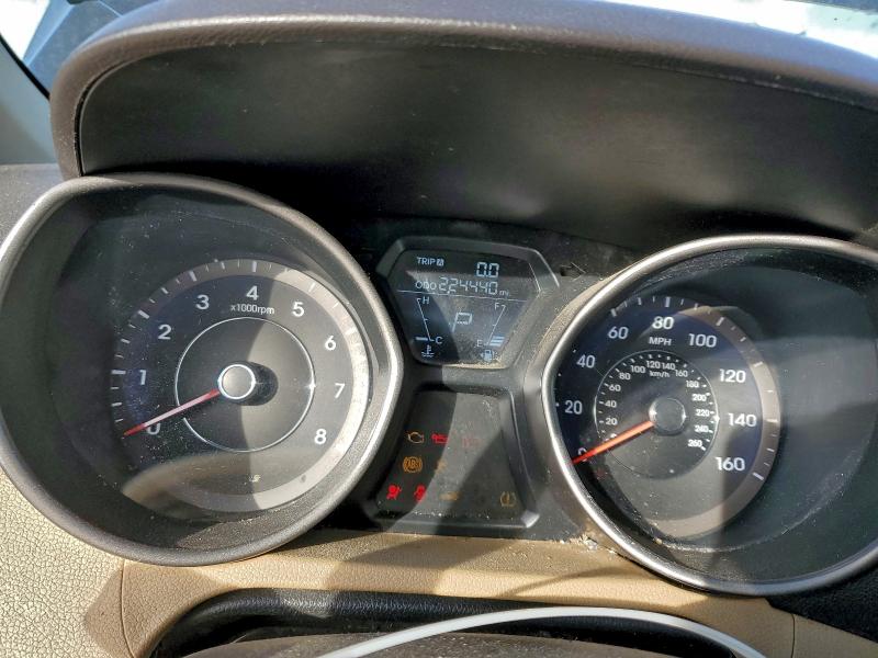 Photo 9 from auction – 2011 HYUNDAI ELANTRA GL with VIN 5NPDH4AE7BH006105