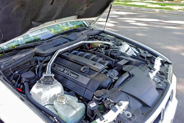 Photo 7 from auction – 1999 BMW M3 with VIN WBSBK933XXEC44244