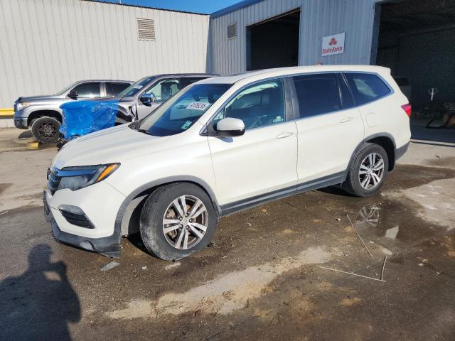 HONDA PILOT EXLN 2018 with VIN 5FNYF5H79JB020850 - Photo from auction