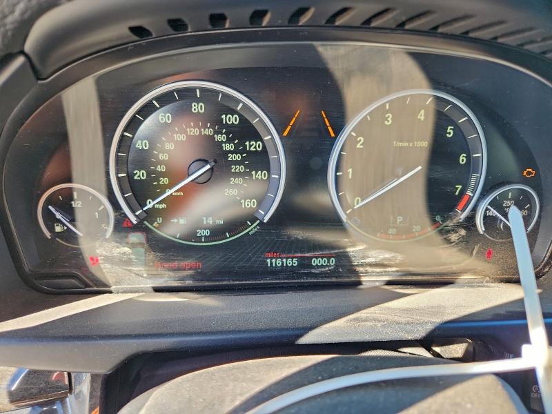 Photo 9 from auction – 2014 BMW X5 XDRIVE5 with VIN 5UXKR6C55E0C02611