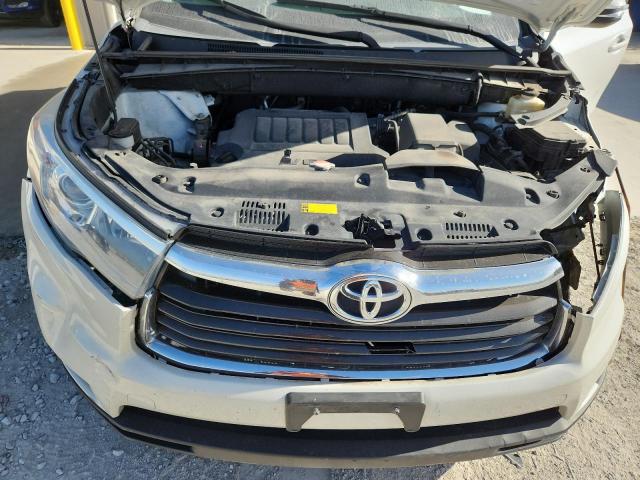 Photo 12 from auction – 2015 TOYOTA HIGHLANDER with VIN 5TDDKRFH0FS221858