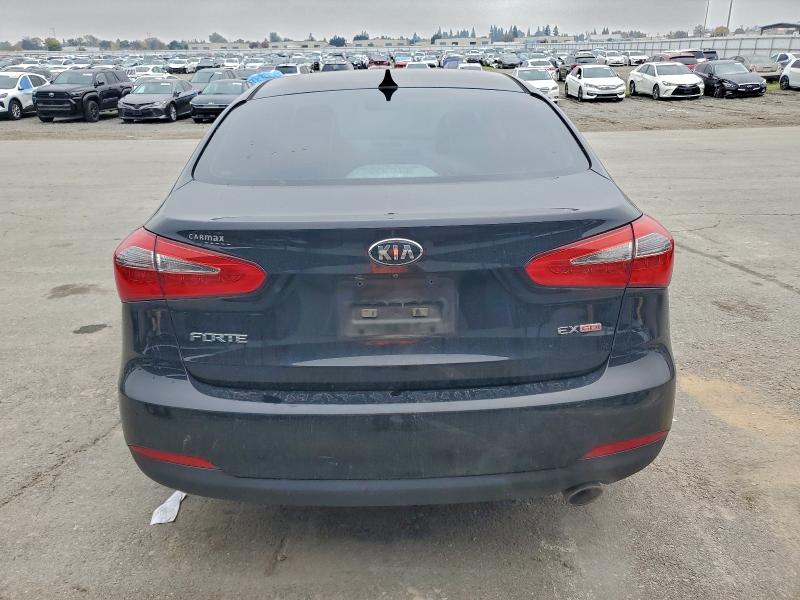 Photo 6 from auction – 2015 KIA FORTE EX with VIN KNAFZ4A81F5284162