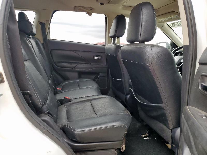 Photo 11 from auction – 2016 MITSUBISHI OUTLANDER with VIN JA4AD3A36GZ013693