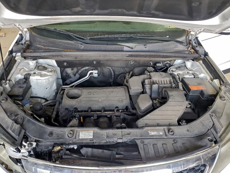 Photo 12 from auction – 2011 KIA SORENTO BA with VIN 5XYKT3A13BG076429