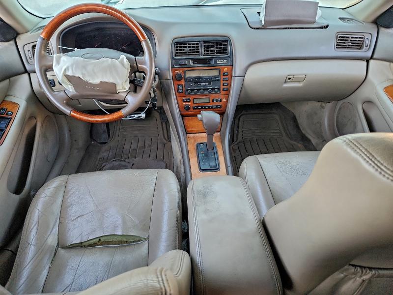 Photo 8 from auction – 2000 LEXUS ES 300 with VIN JT8BF28G6Y0276245