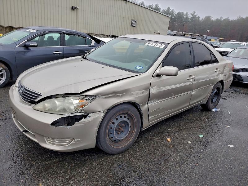 TOYOTA CAMRY LE 2005 with VIN 4T1BE32KX5U964773 - Photo from auction