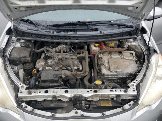 Photo 11 from auction – 2014 TOYOTA PRIUS C with VIN JTDKDTB32E1081798