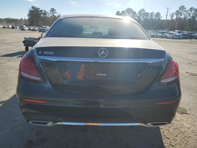 Photo 6 from auction – 2017 MERCEDES-BENZ E 300 with VIN WDDZF4JB8HA016889