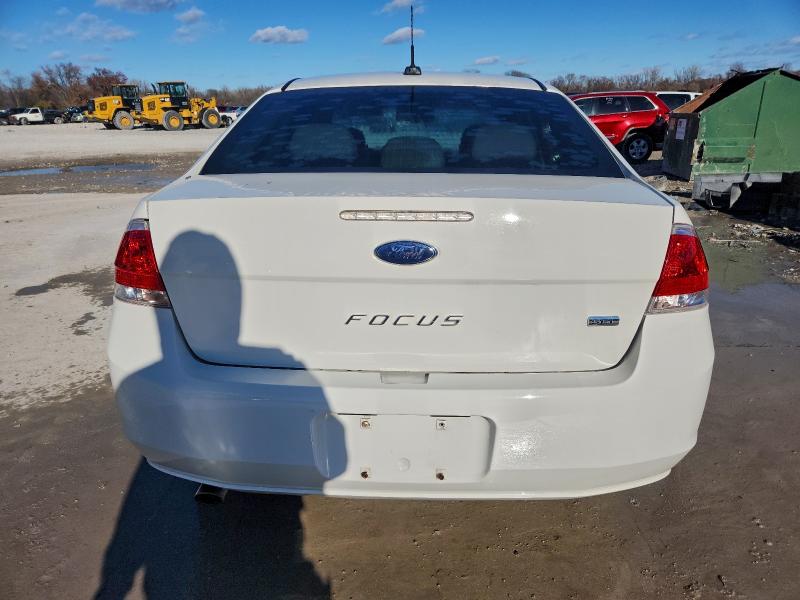 Photo 6 from auction – 2011 FORD FOCUS SEL with VIN 1FAHP3HN1BW165898