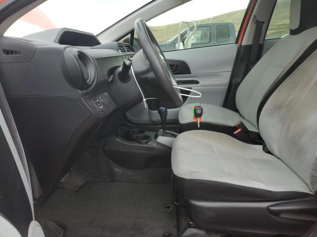 Photo 7 from auction – 2013 TOYOTA PRIUS C with VIN JTDKDTB39D1036596