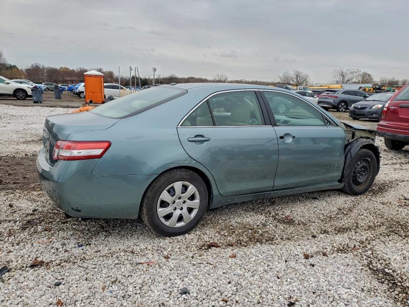 Foto 3 de la subasta – 2011 TOYOTA CAMRY BASE con VIN 4T1BF3EK8BU595030