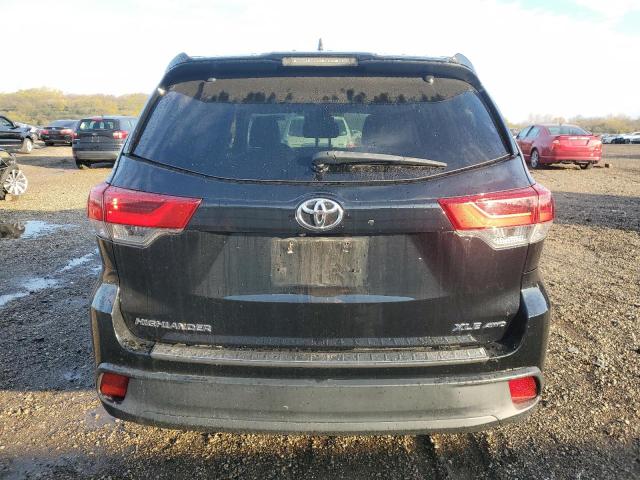 Photo 6 from auction – 2017 TOYOTA HIGHLANDER with VIN 5TDJZRFH9HS399592