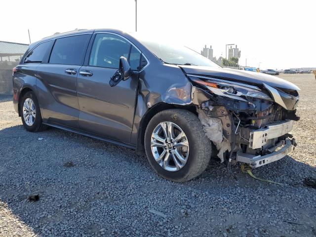 Photo 4 from auction – 2022 TOYOTA SIENNA LIM with VIN 5TDESKFC7NS056213