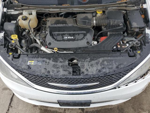 Photo 12 from auction – 2017 CHRYSLER PACIFICA L with VIN 2C4RC1GG0HR552722