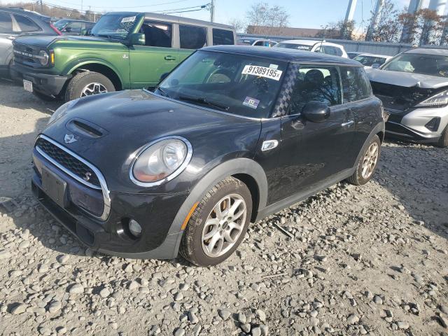 MINI COOPER S 2015 with VIN WMWXP7C53F2A39513 - Photo from auction