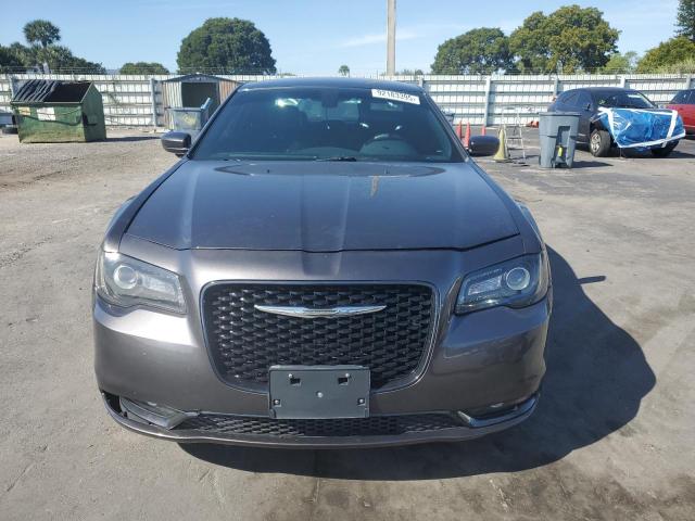 Photo 5 from auction – 2019 CHRYSLER 300 S with VIN 2C3CCABG7KH648037