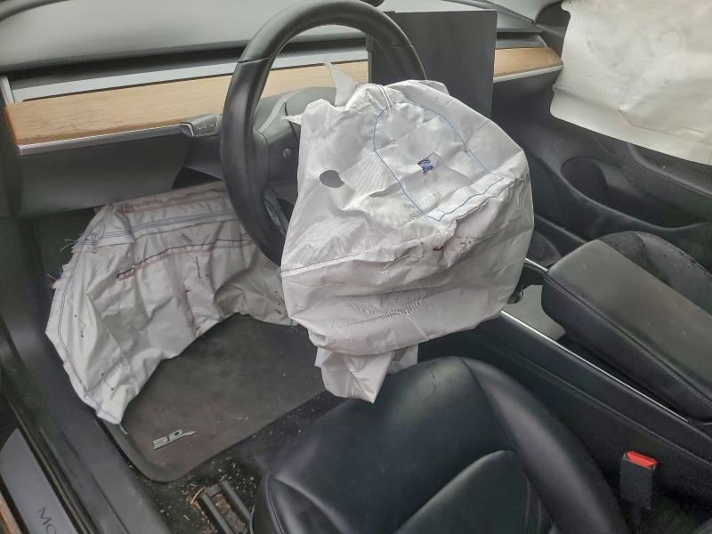 Photo 8 from auction – 2019 TESLA MODEL 3 with VIN 5YJ3E1EA4KF306564