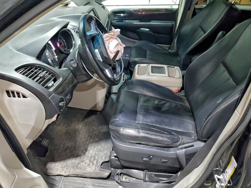 Photo 7 from auction – 2013 CHRYSLER TOWN & COU with VIN 2C4RC1BG6DR630311