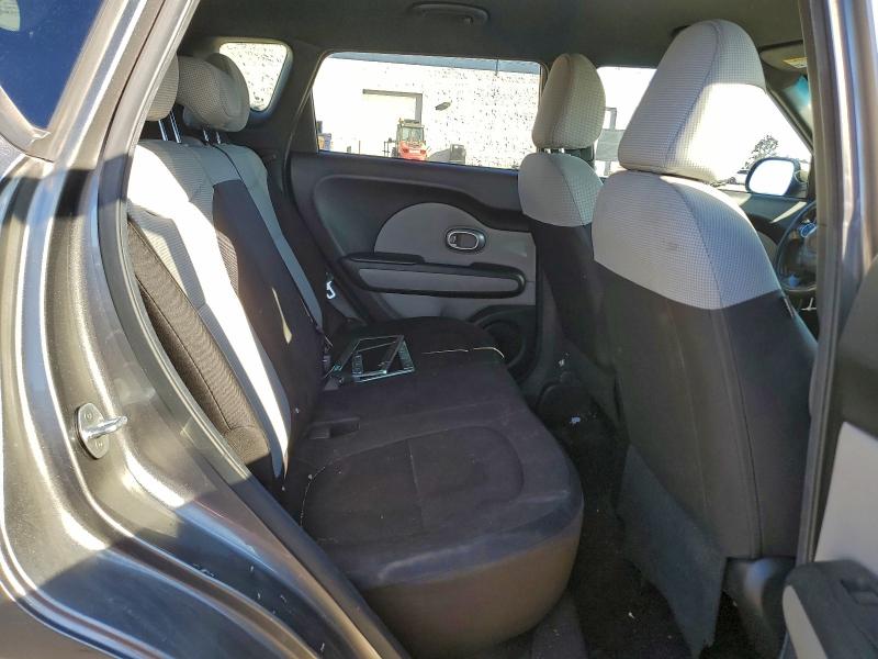 Photo 10 from auction – 2016 KIA SOUL with VIN KNDJN2A24G7393133