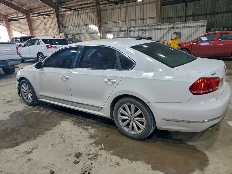 Photo 2 from auction – 2012 VOLKSWAGEN PASSAT SEL with VIN 1VWCP7A37CC040988