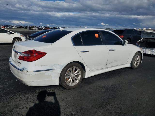 Photo 3 from auction – 2013 HYUNDAI GENESIS 3. with VIN KMHGC4DD4DU230130