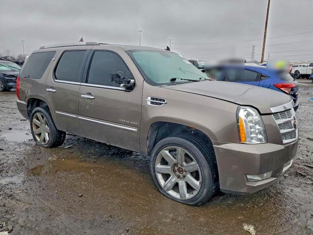 Photo 4 from auction – 2011 CADILLAC ESCALADE P with VIN 1GYS4DEF3BR311531