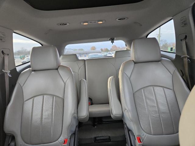Photo 10 from auction – 2017 CHEVROLET TRAVERSE P with VIN 1GNKRJKD0HJ196796