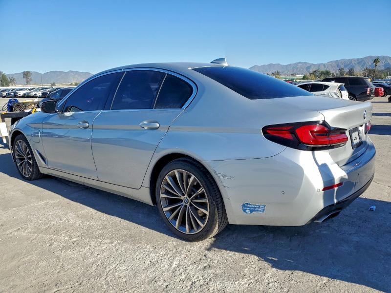 Photo 2 from auction – 2021 BMW 530E with VIN WBA13AG01MCF54742