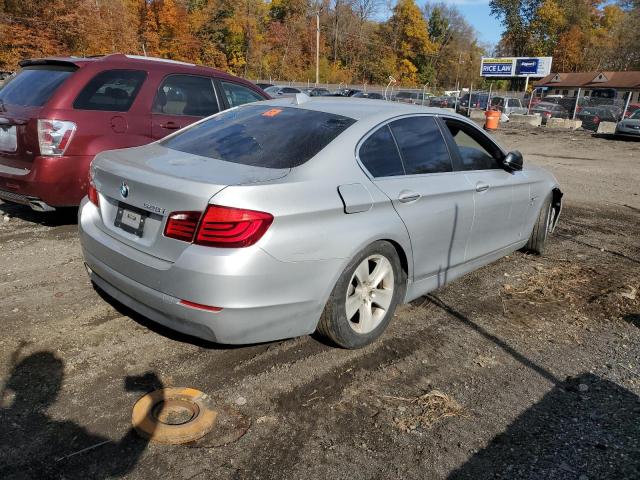 Photo 3 from auction – 2011 BMW 528 I with VIN WBAFR1C57BDV76531