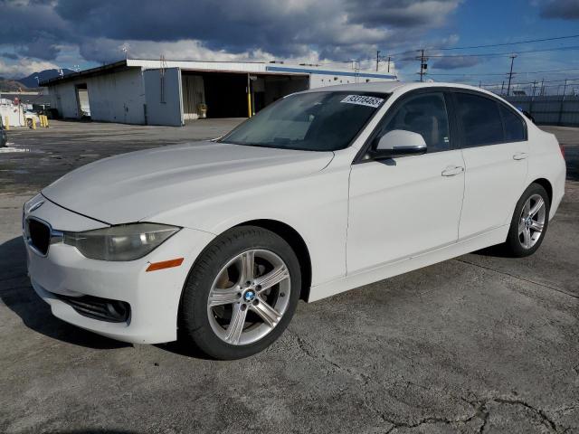 BMW 320 I 2015 مع رقم تعريف المركبة WBA3B1G56FNT02268 - صورة من المزاد