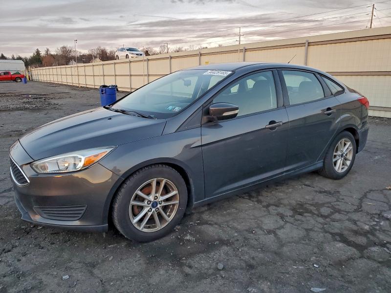 FORD FOCUS SE 2017 with VIN 1FADP3F2XHL326508 - Photo from auction
