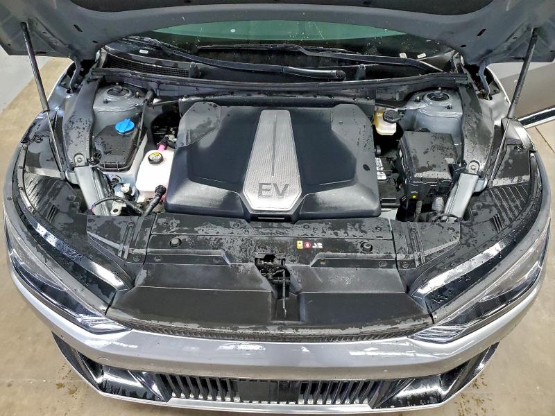 Zdjęcie 11 z aukcji – 2023 KIA EV6 LIGHT z VIN KNDC34LAXP5158519