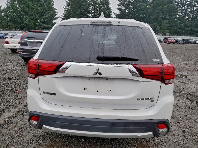 Photo 6 from auction – 2018 MITSUBISHI OUTLANDER with VIN JA4AZ3A32JZ063967