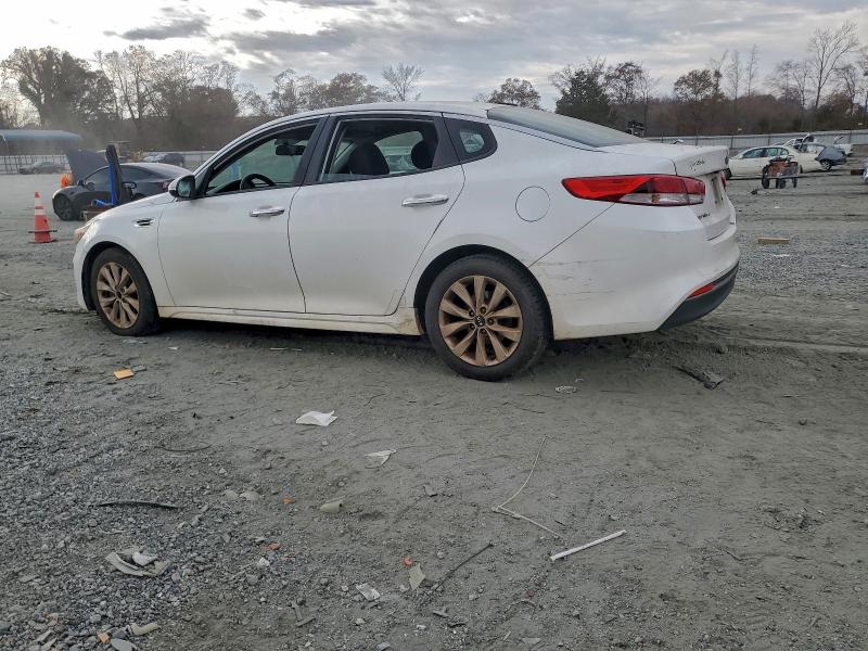 Photo 2 from auction – 2016 KIA OPTIMA LX with VIN 5XXGT4L34GG035491