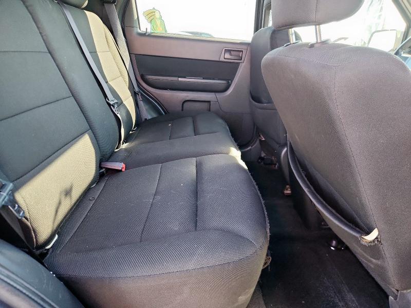Photo 10 from auction – 2010 FORD ESCAPE XLT with VIN 1FMCU9DG7AKA55351