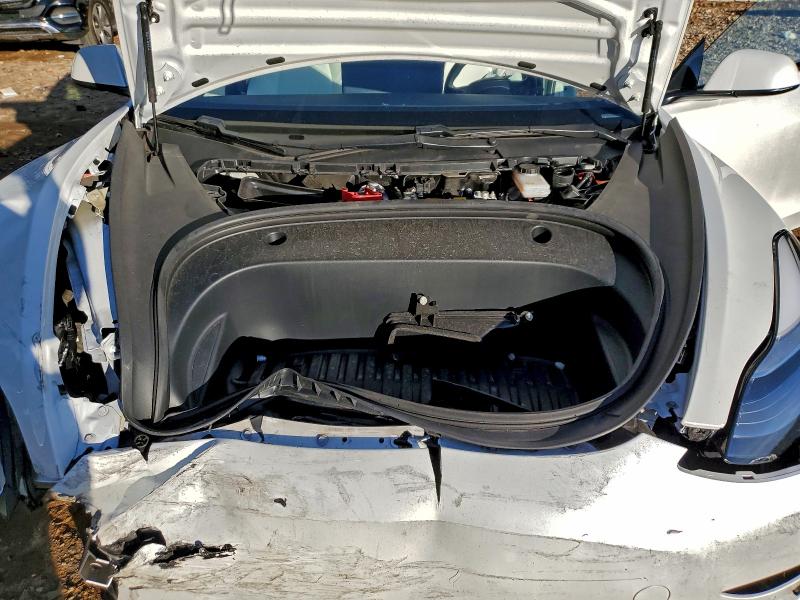 Photo 11 from auction – 2021 TESLA MODEL 3 with VIN 5YJ3E1EB7MF855946