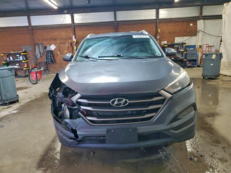 Photo 5 from auction – 2016 HYUNDAI TUCSON LIM with VIN KM8J3CA45GU105601
