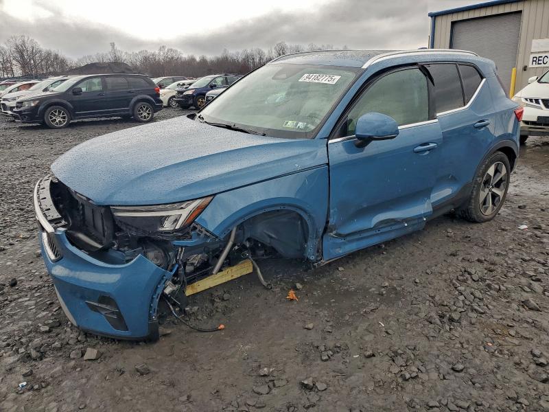 VOLVO XC40 PLUS 2023 with VIN YV4L12UN3P2100133 - Photo from auction