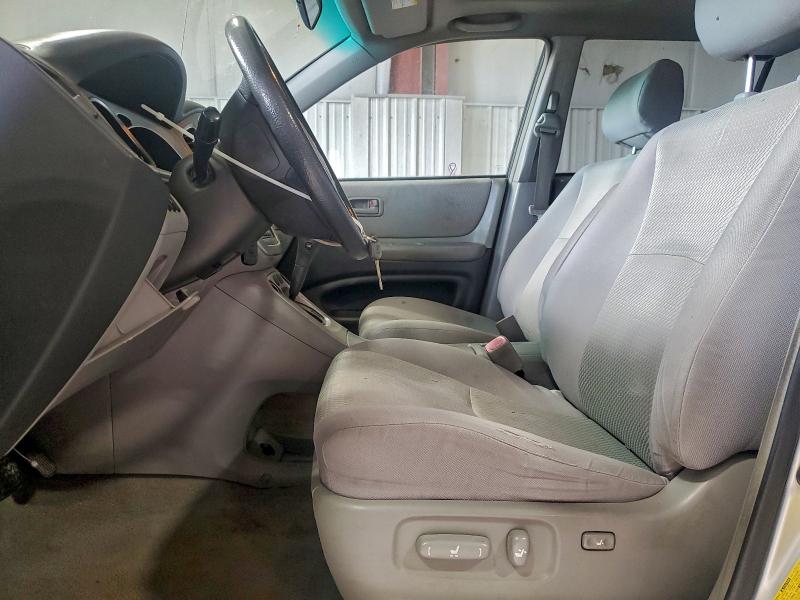 Photo 7 from auction – 2005 TOYOTA HIGHLANDER with VIN JTEEP21A150083624
