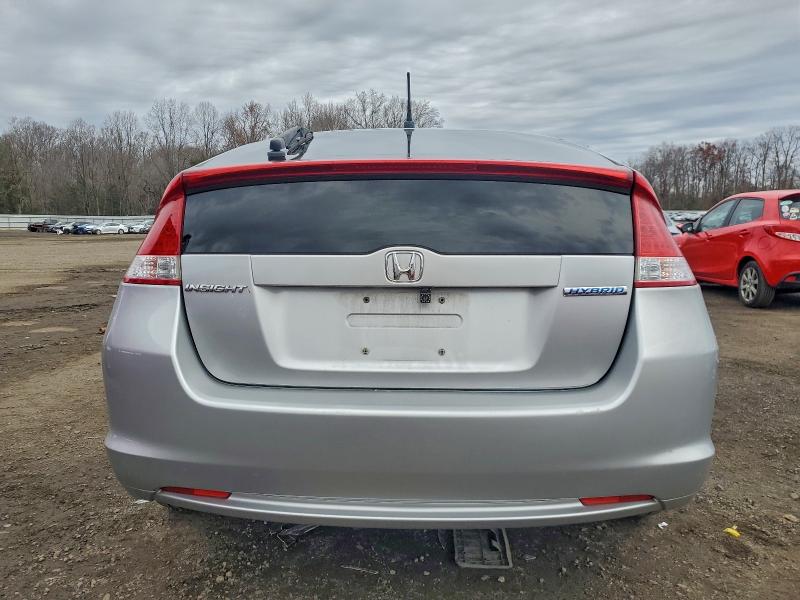 Photo 6 from auction – 2010 HONDA INSIGHT LX with VIN JHMZE2H55AS035898