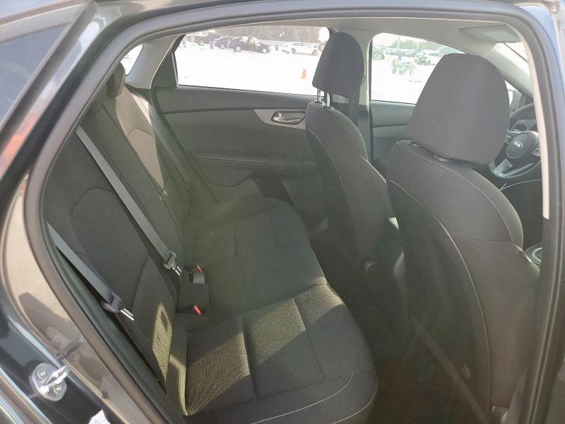 Photo 10 from auction – 2021 KIA FORTE FE with VIN 3KPF24AD2ME326991