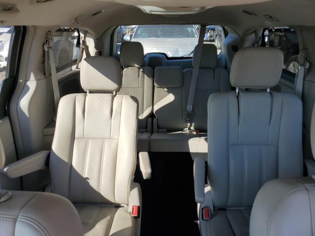 Photo 10 from auction – 2015 CHRYSLER TOWN & COU with VIN 2C4RC1CG6FR521381