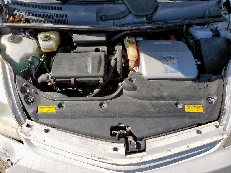 Photo 11 from auction – 2004 TOYOTA PRIUS with VIN JTDKB20U940077246