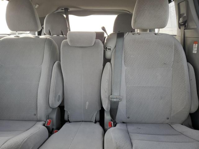 Photo 10 from auction – 2015 TOYOTA SIENNA LE with VIN 5TDKK3DC7FS574898
