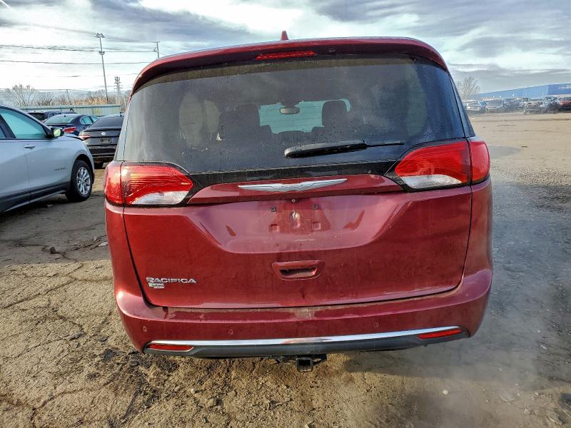 Photo 6 from auction – 2017 CHRYSLER PACIFICA T with VIN 2C4RC1BG5HR758934