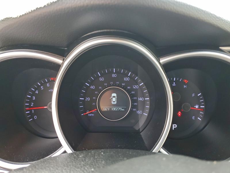Photo 9 from auction – 2015 KIA OPTIMA LX with VIN 5XXGM4A71FG517837