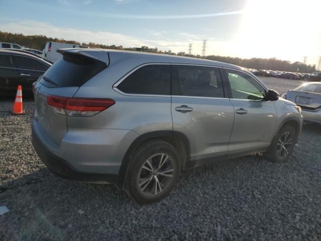 Photo 3 from auction – 2019 TOYOTA HIGHLANDER with VIN 5TDZARFH6KS054893