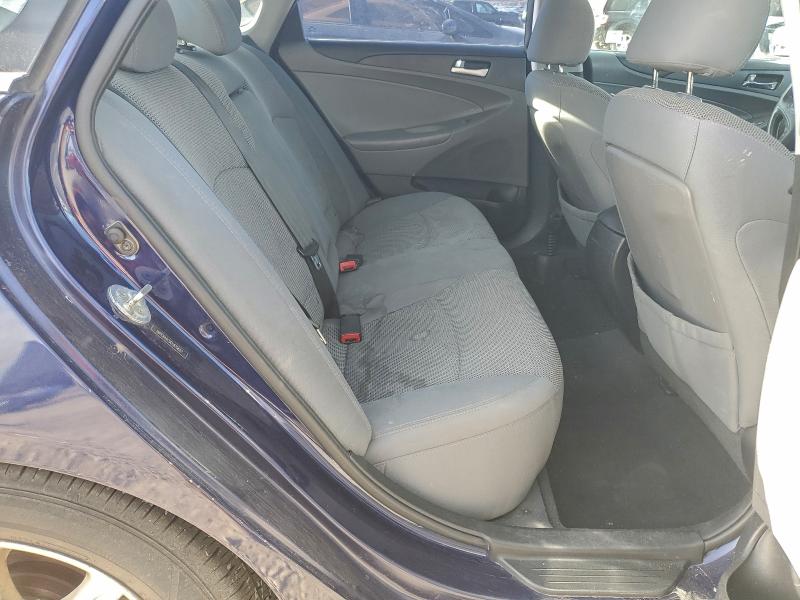 Photo 10 from auction – 2014 HYUNDAI SONATA GLS with VIN 5NPEB4AC0EH879607