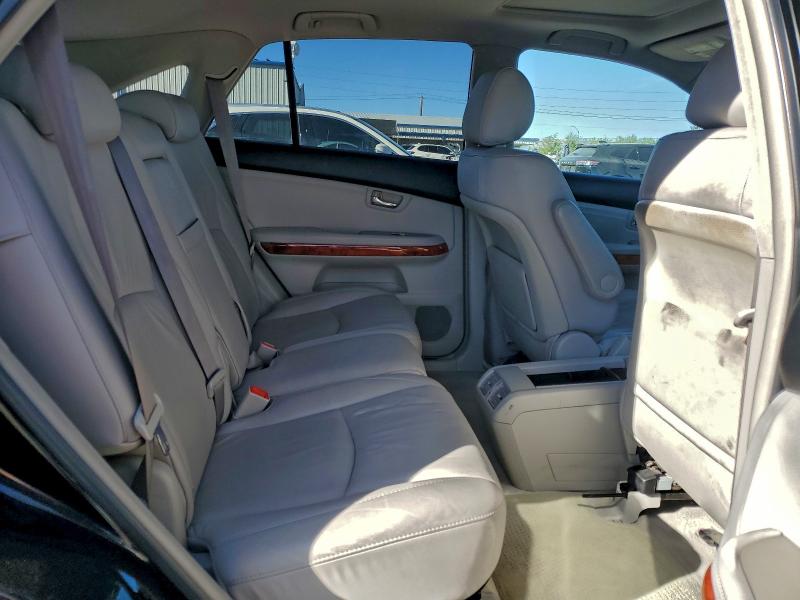 Photo 11 from auction – 2005 LEXUS RX 330 with VIN 2T2HA31U55C075627