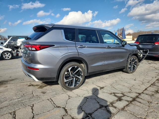 Photo 3 from auction – 2022 MITSUBISHI OUTLANDER with VIN JA4J4UA8XNZ080778